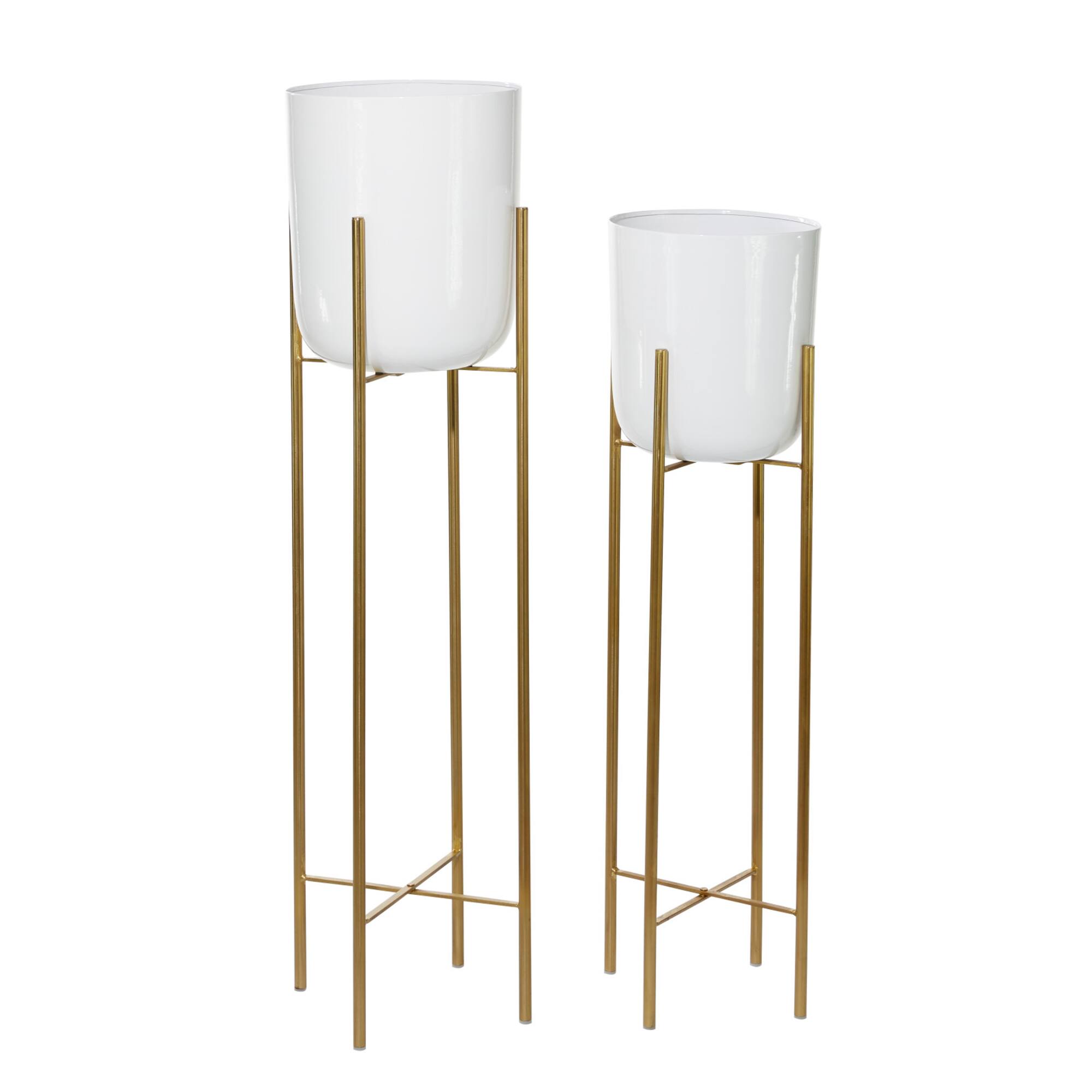 CosmoLiving by Cosmopolitan Set of 2 White Metal Contemporary Planter, 39", 46"